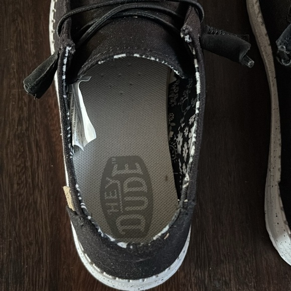 Hey Dude Shoes - Picture 5 of 5